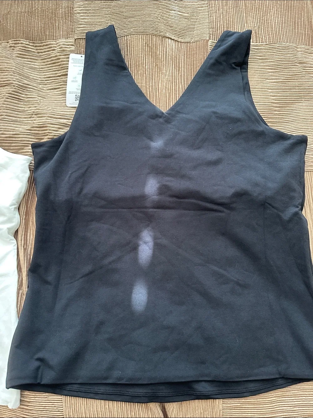 NWT Lands' End Women's Tank Tops Set of 2 - Picture 8 of 14